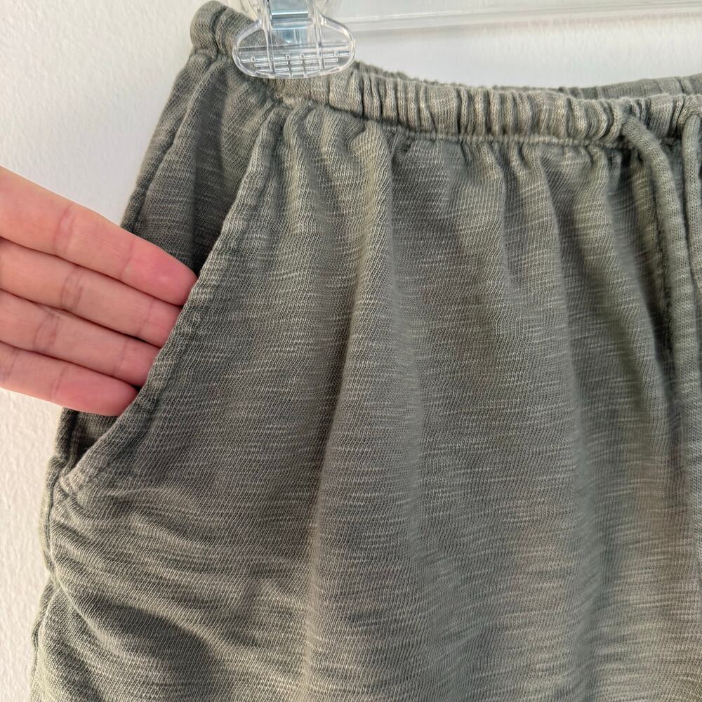 Aerie Slub Shorts featuring Textured Cotton Fabric and Raw Hem in Green - Picture 3 of 6